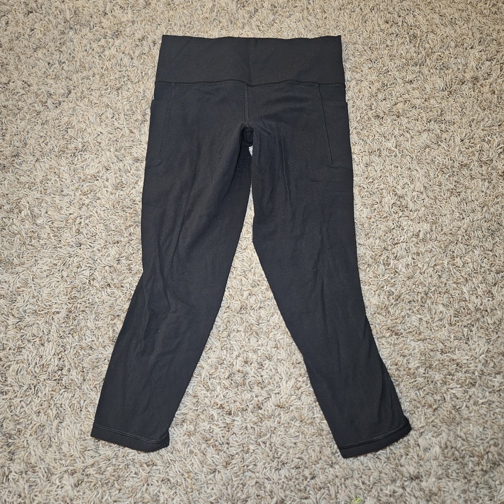 Athleta Salutation Stash 7/8 Tight Capri Leggings Women Size M Black Athletic